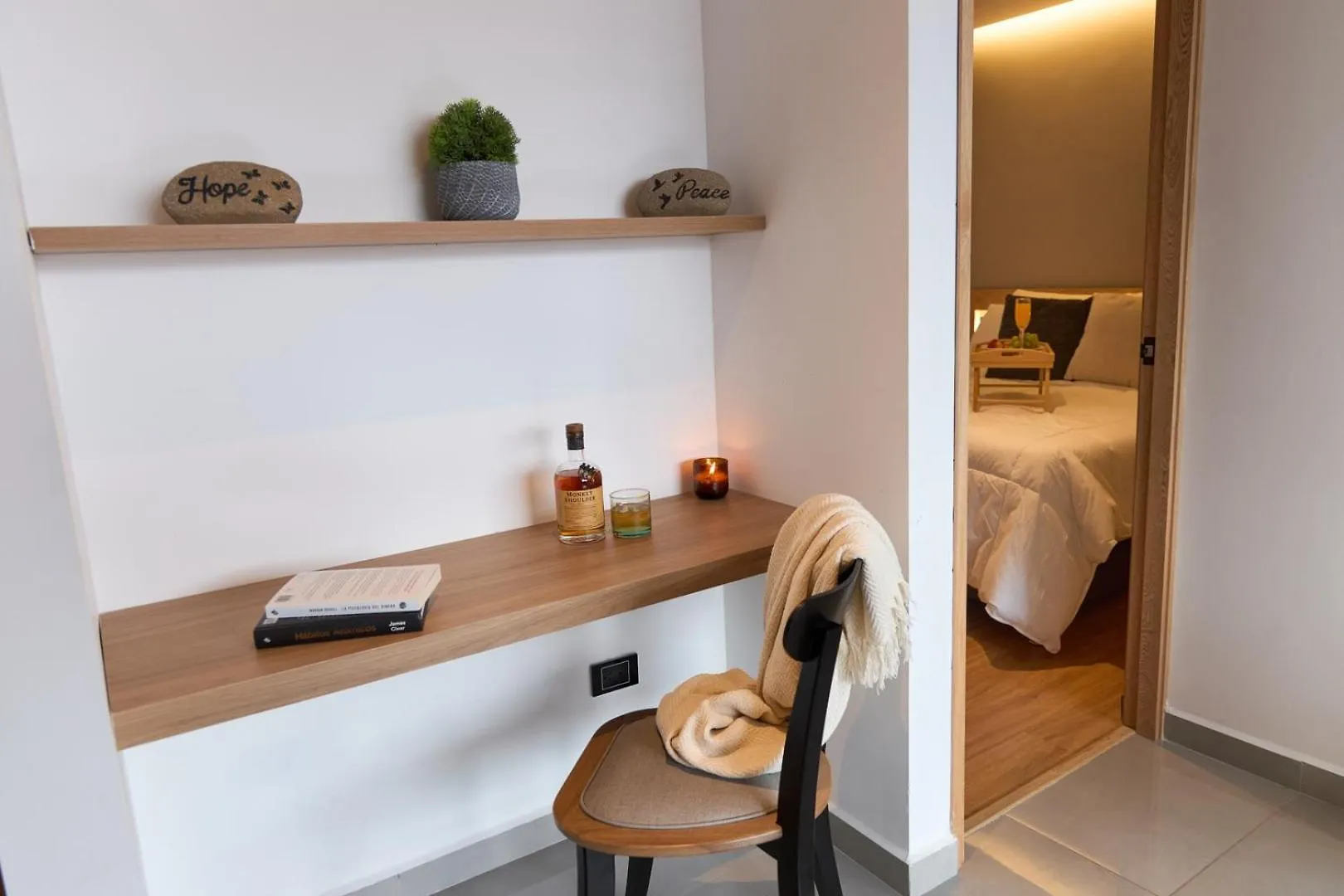 Lejlighed Rosa Negra Suite Near Stadium Medellín